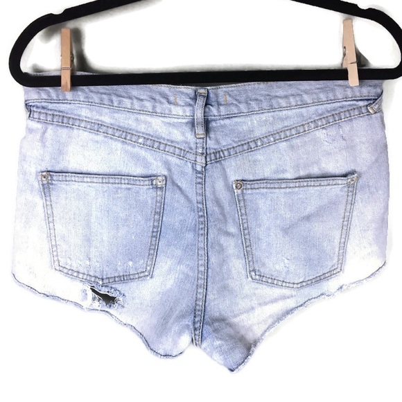 Free People Distressed Cutoff Cotton Denim Shorts Size 28 - Picture 2 of 8